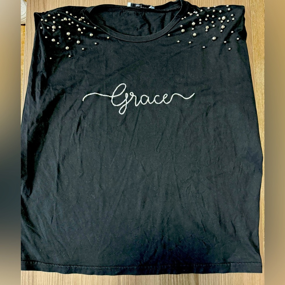 Everlynn Apparel black, small for women